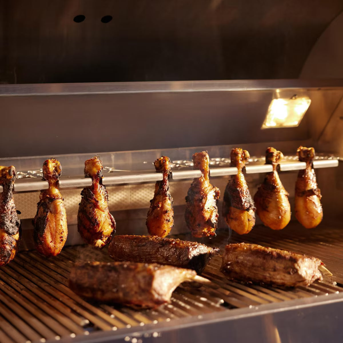 Blaze LTE PRO 32-Inch 4-Burner Built-In Natural Gas Grill with Digital Temperature Screen & Rotisserie – BLZ-4LTEPRO-NG