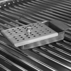 Lion L75000 32-Inch Built-In Natural Gas Grill – Premium Performance for Outdoor Kitchens