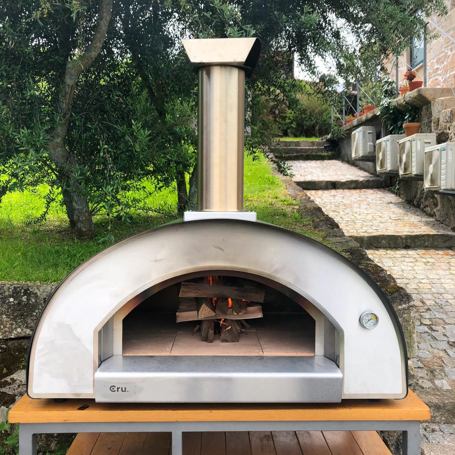 Cru Pro 90 Outdoor Wood-Fired Pizza Oven – CRUO90G1