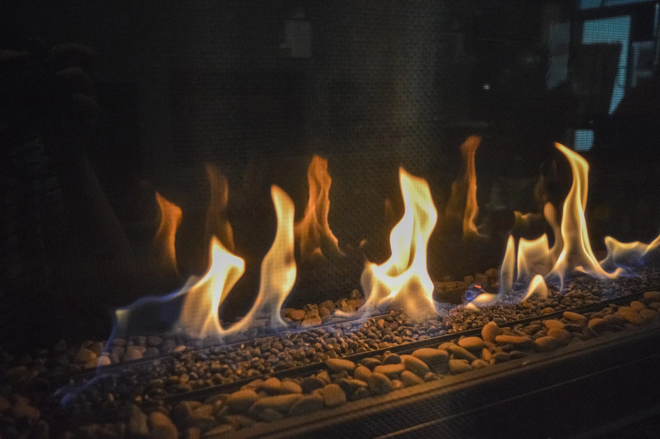 Sierra Flame Bennett 45L Direct Vent Linear Gas Fireplace