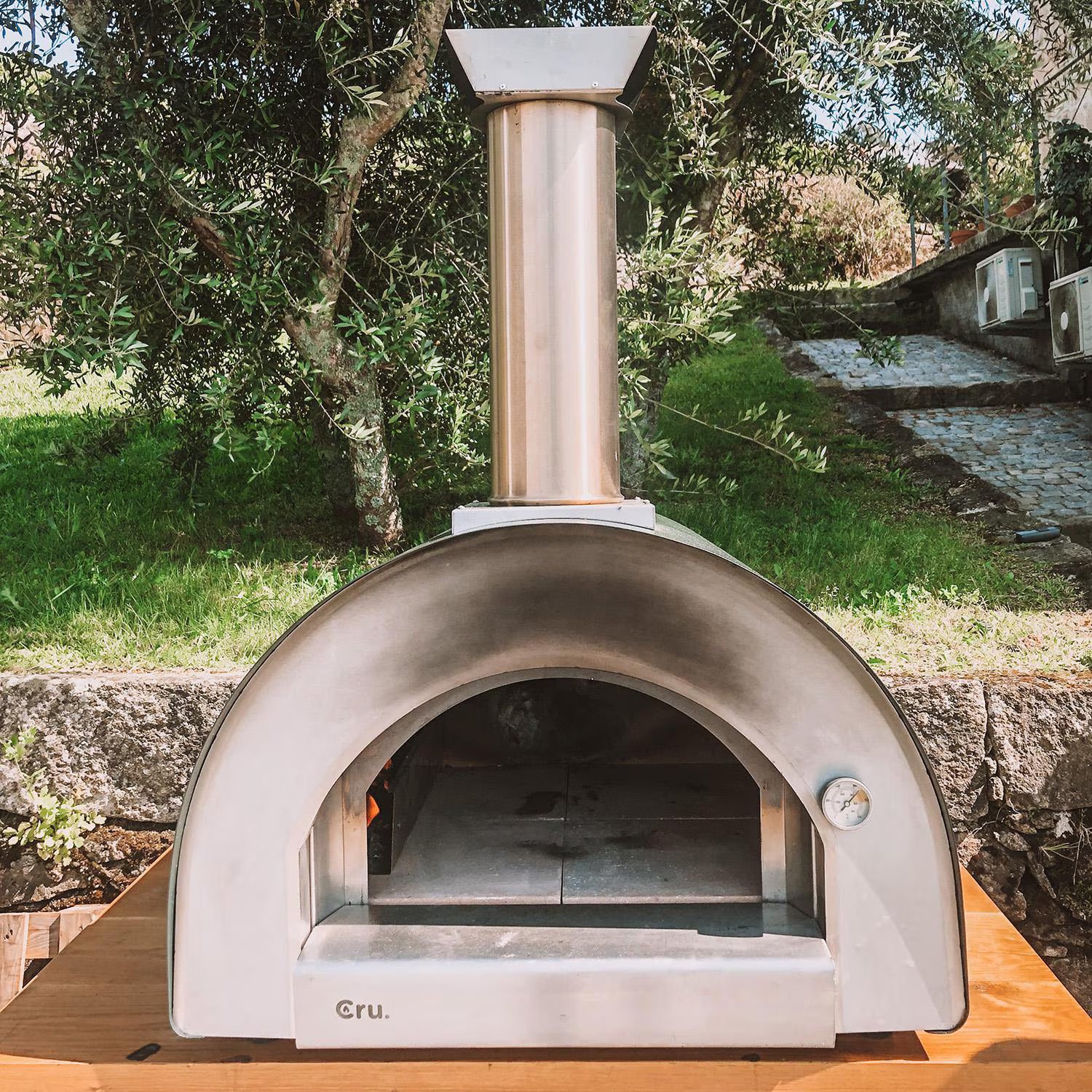 Cru Pro 60 Outdoor Wood-Fired Pizza Oven – CRUO60G1