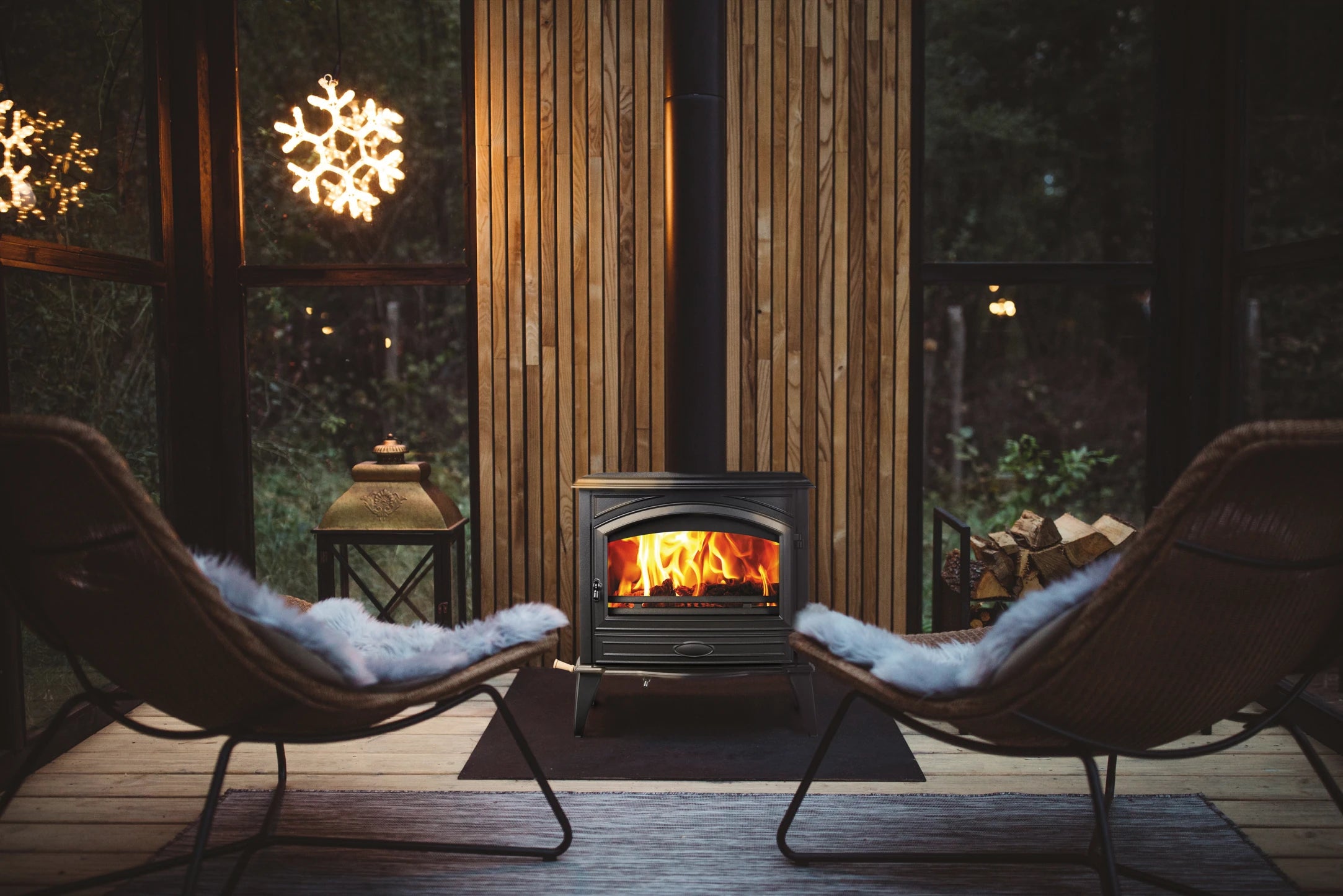 Sierra Flame Lynwood W76 Wood Burning Stove – Cast Iron Door, Black Finish